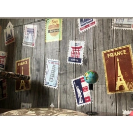 Самоклеюча 3D панель 700х700х4мм Поштові марки (091) SW-00001152